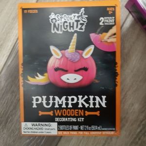 Halloween Pumpkin decorating sets
